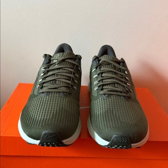 Nike Air Zoom Pegasus 39 Sequoia Green DH4071-300 Men’s Size 9